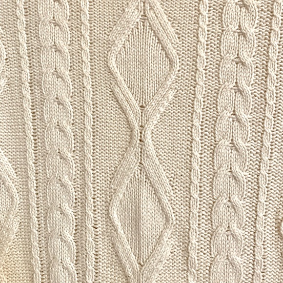 Ivory sweater size L by Saks Fifth Avenue. - Picture 4 of 5